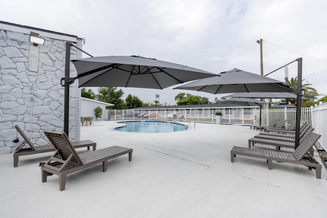 Golden Isles Inn & Suites Brunswick Eksteriør billede